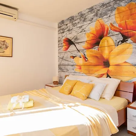 Apartament Lenka *