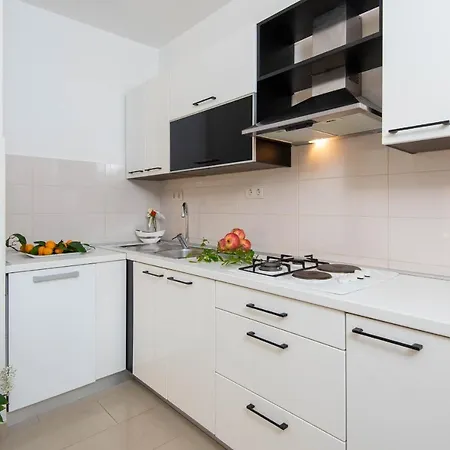 Lenka Apartment